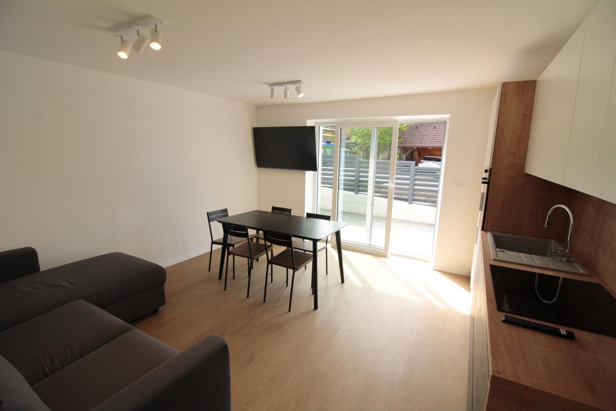 Naia Apartments Novo Mesto Extérieur photo
