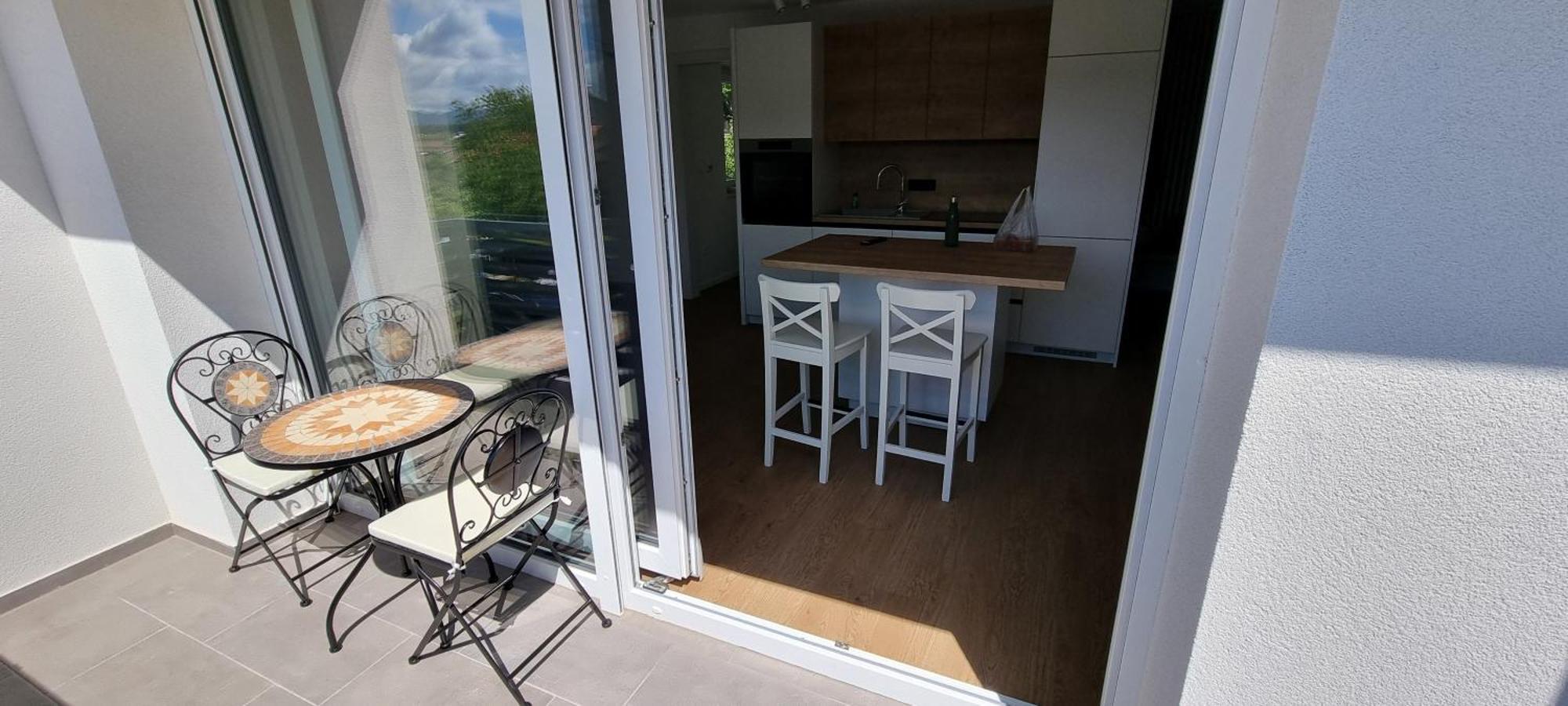 Naia Apartments Novo Mesto Extérieur photo