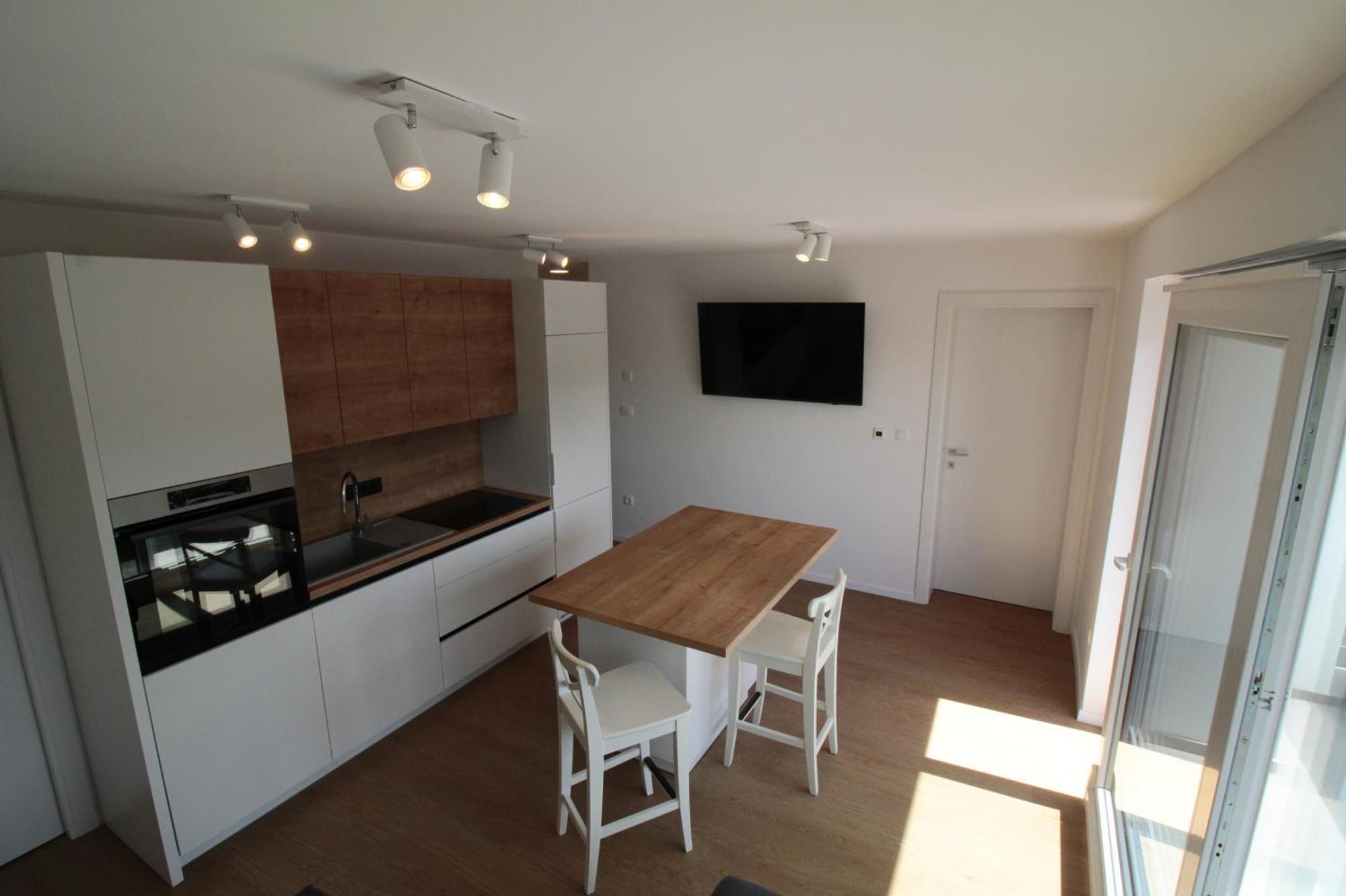 Naia Apartments Novo Mesto Extérieur photo