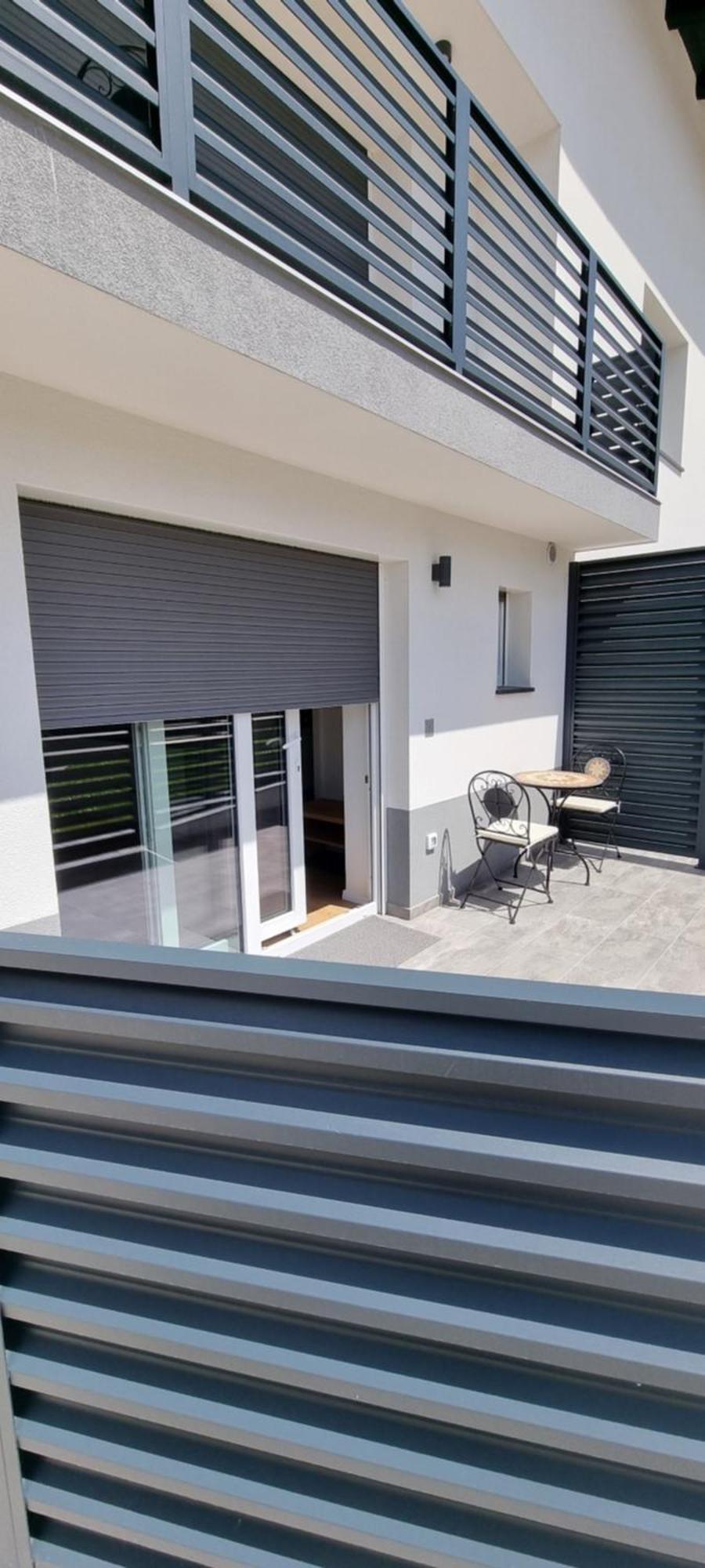 Naia Apartments Novo Mesto Extérieur photo